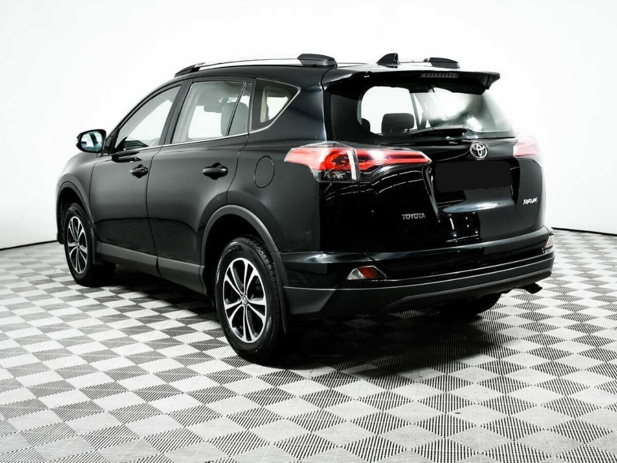Купить Toyota RAV4 с пробегом. Фото: #6