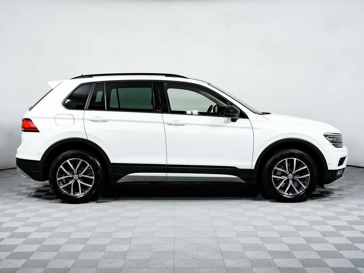 Купить Volkswagen Tiguan с пробегом. Фото: #3