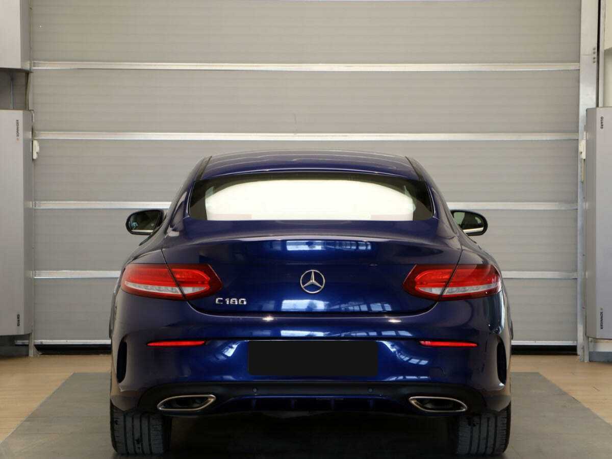 Купить Mercedes-Benz C-Класс с пробегом. Фото: #4