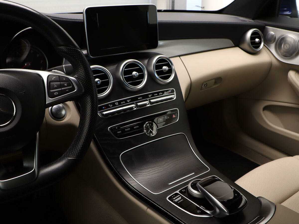 Купить Mercedes-Benz C-Класс с пробегом. Фото: #16