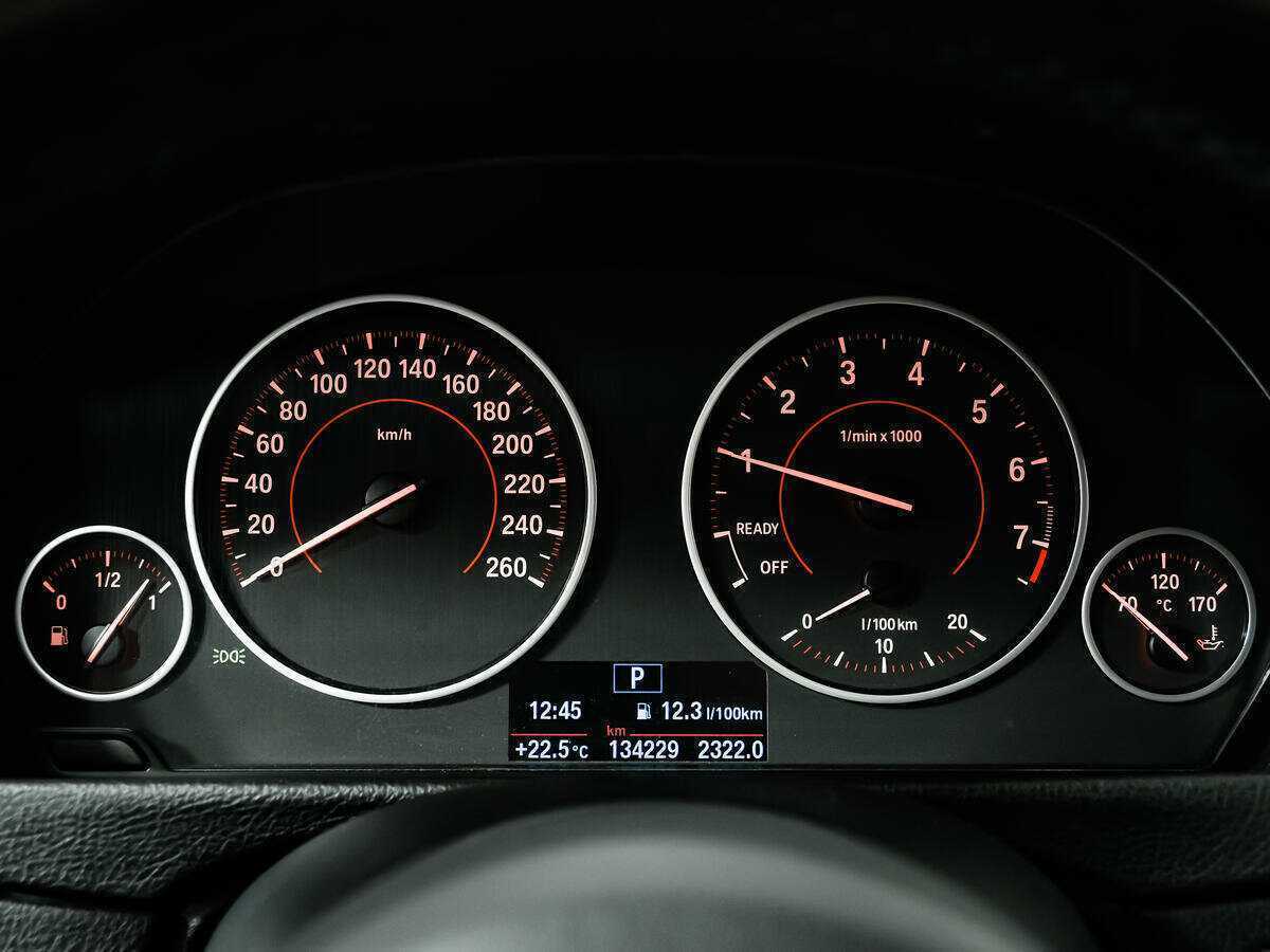 Купить BMW 3 серии с пробегом. Фото: #9