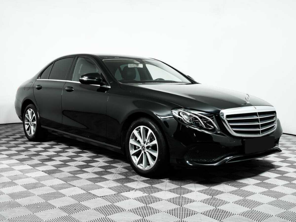 Купить Mercedes-Benz E-Класс с пробегом. Фото: #2