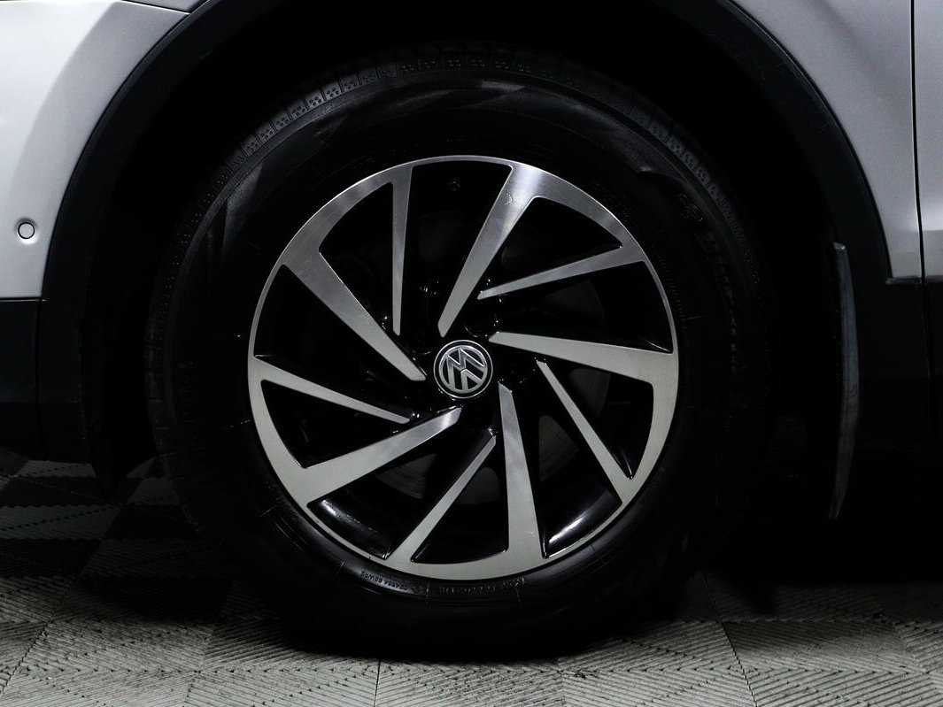 Купить Volkswagen Tiguan с пробегом. Фото: #13