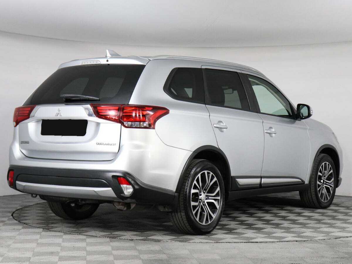 Купить Mitsubishi Outlander с пробегом. Фото: #4
