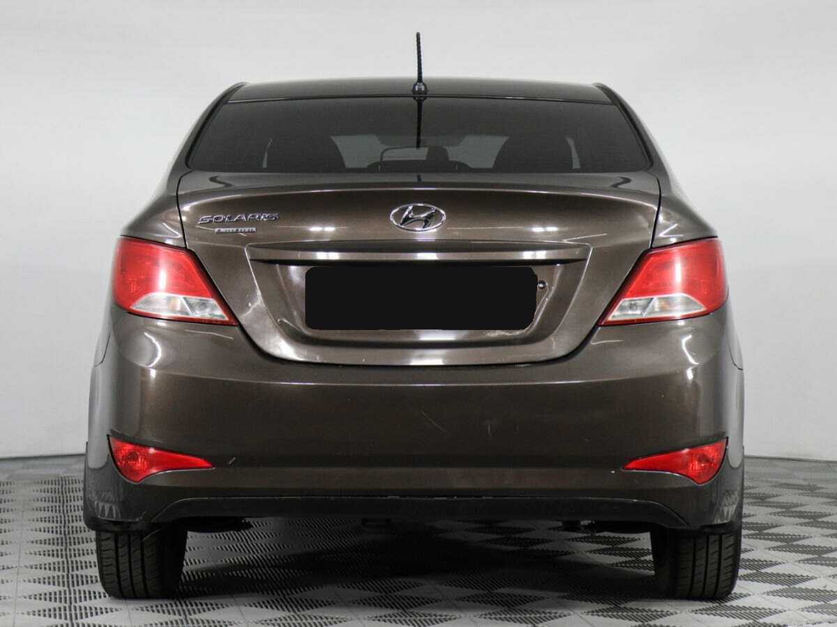 Купить Hyundai Solaris с пробегом. Фото: #5