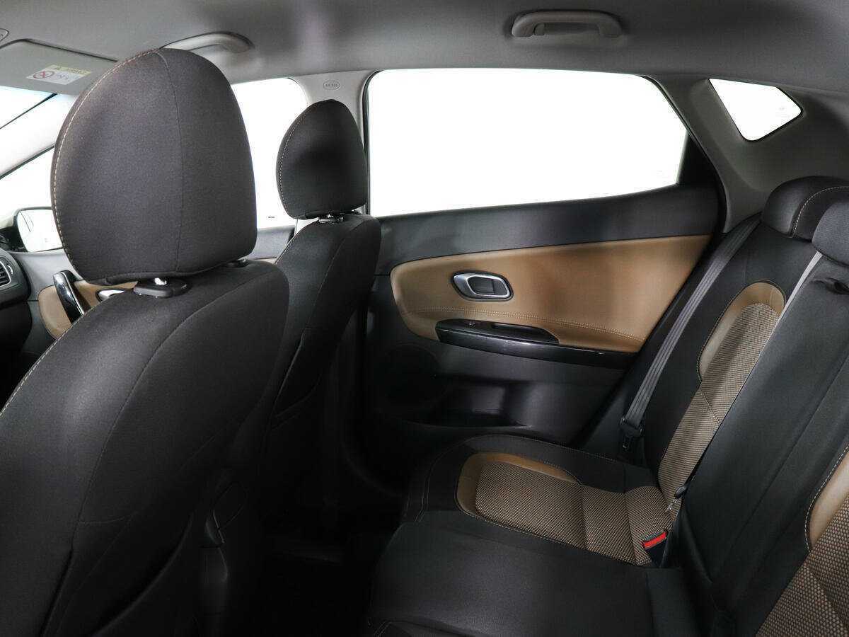 Купить Kia Ceed с пробегом. Фото: #13