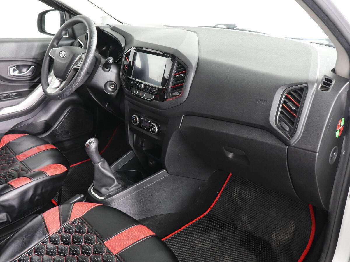 Купить Lada (ВАЗ) XRAY с пробегом. Фото: #9