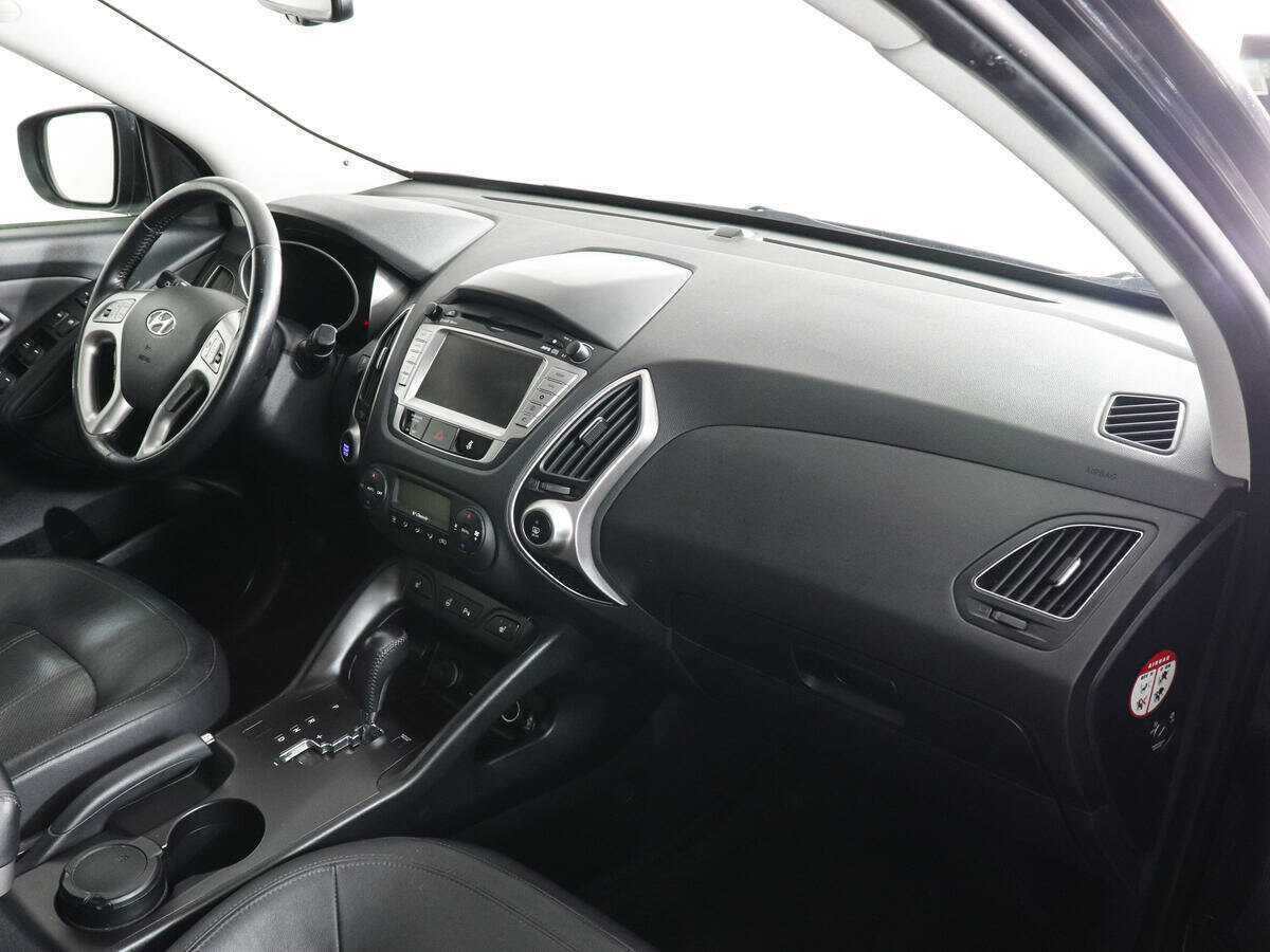 Купить Hyundai ix35 с пробегом. Фото: #9