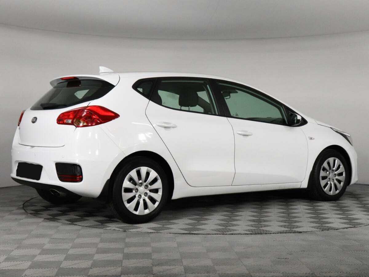 Купить Kia Ceed с пробегом. Фото: #3