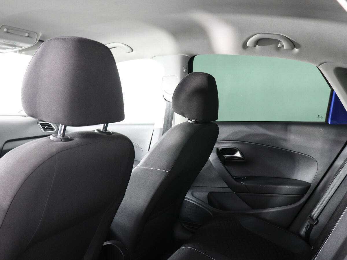 Купить Volkswagen Polo с пробегом. Фото: #11