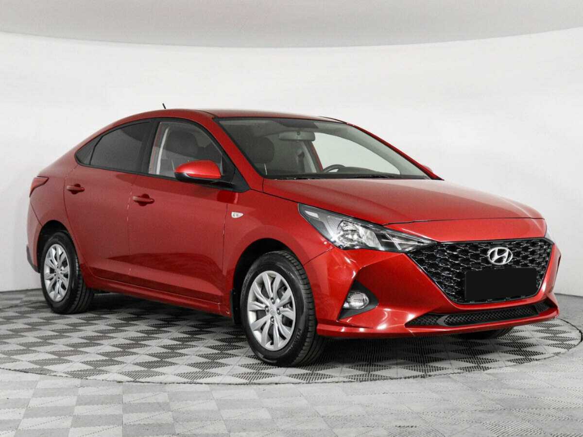 Купить Hyundai Solaris с пробегом. Фото: #2