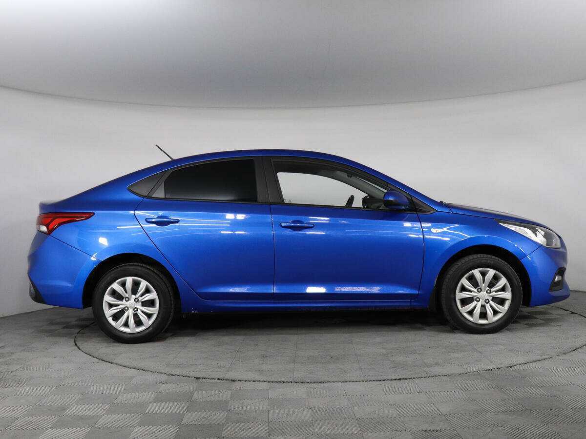 Купить Hyundai Solaris с пробегом. Фото: #3