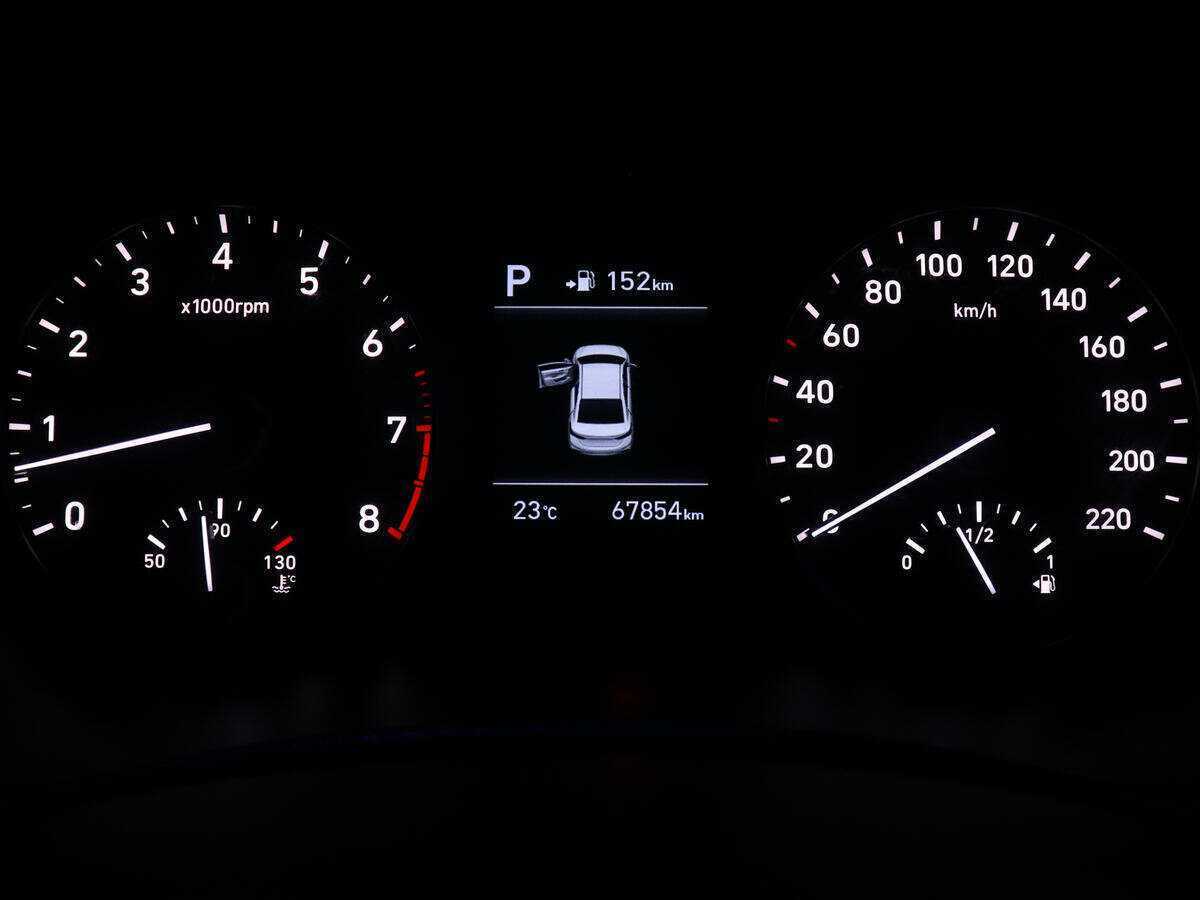 Купить Hyundai Solaris с пробегом. Фото: #10