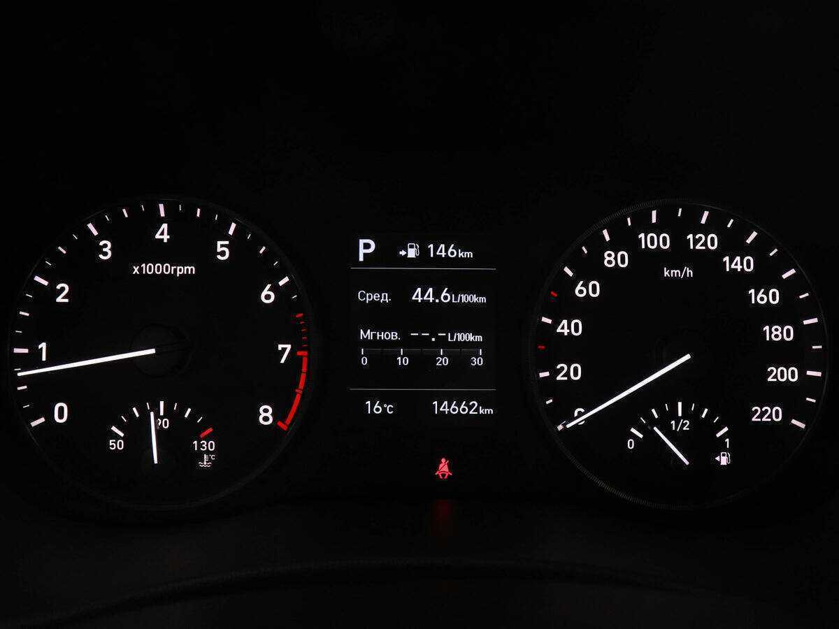 Купить Hyundai Solaris с пробегом. Фото: #10