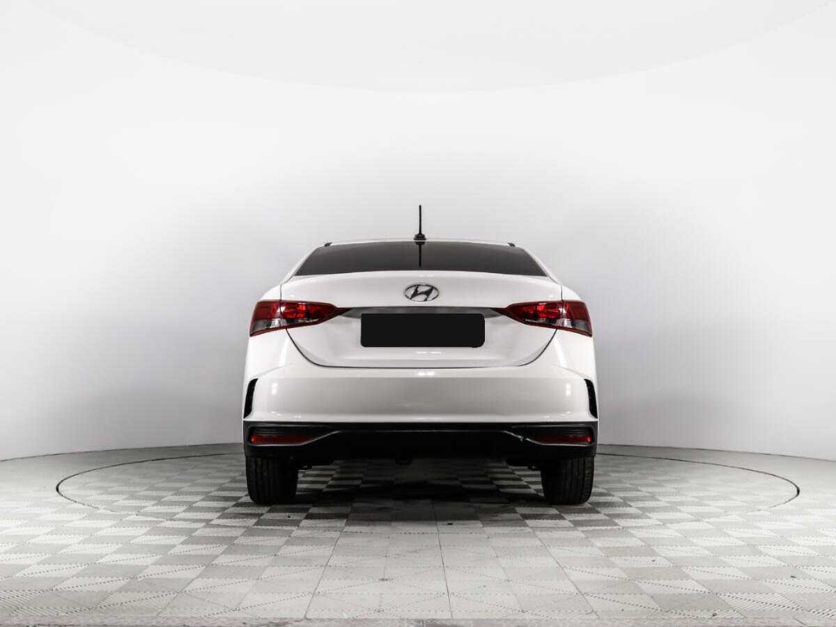 Купить Hyundai Solaris с пробегом. Фото: #5