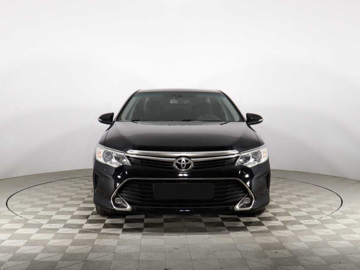 Купить Toyota Camry с пробегом. Фото: #1