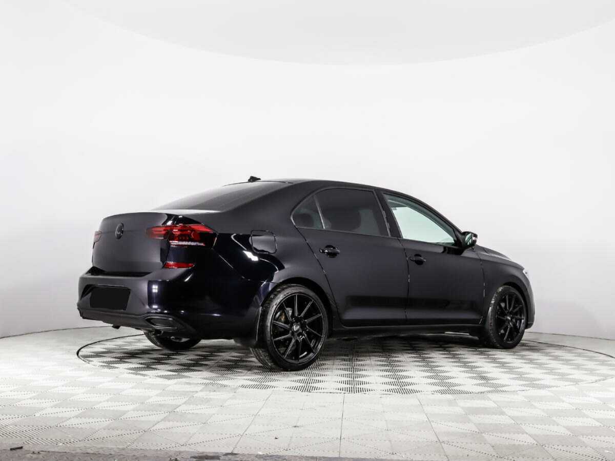 Купить Volkswagen Polo с пробегом. Фото: #4