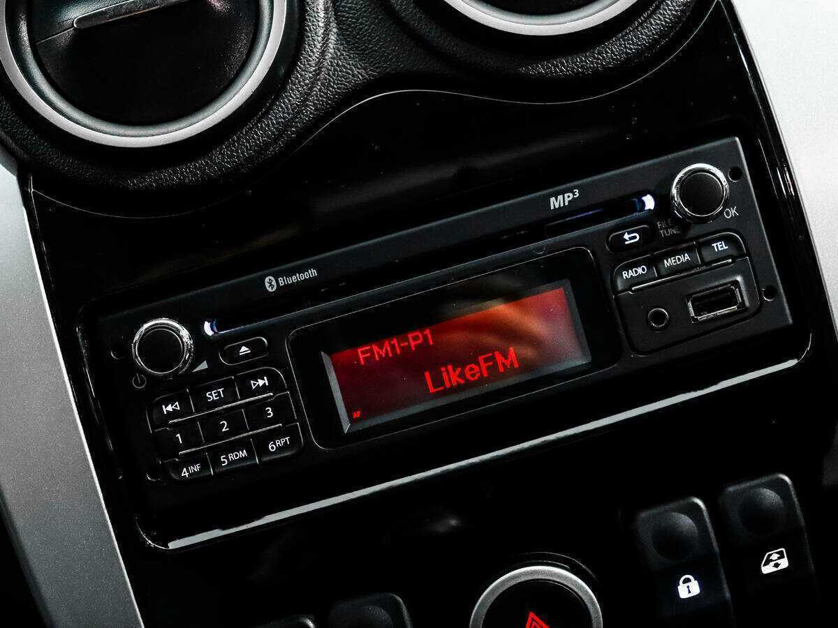 Купить Lada (ВАЗ) Largus с пробегом. Фото: #12