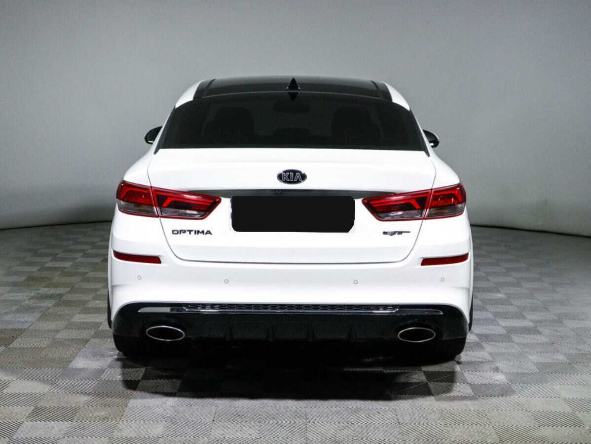 Купить Kia Optima с пробегом. Фото: #4