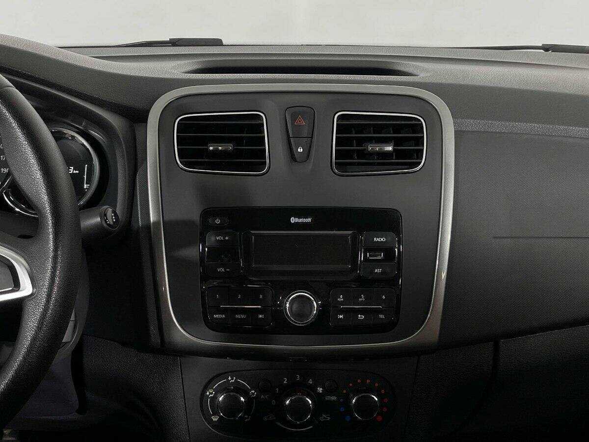 Продажа Б/У Рено Логан. Фото: #11