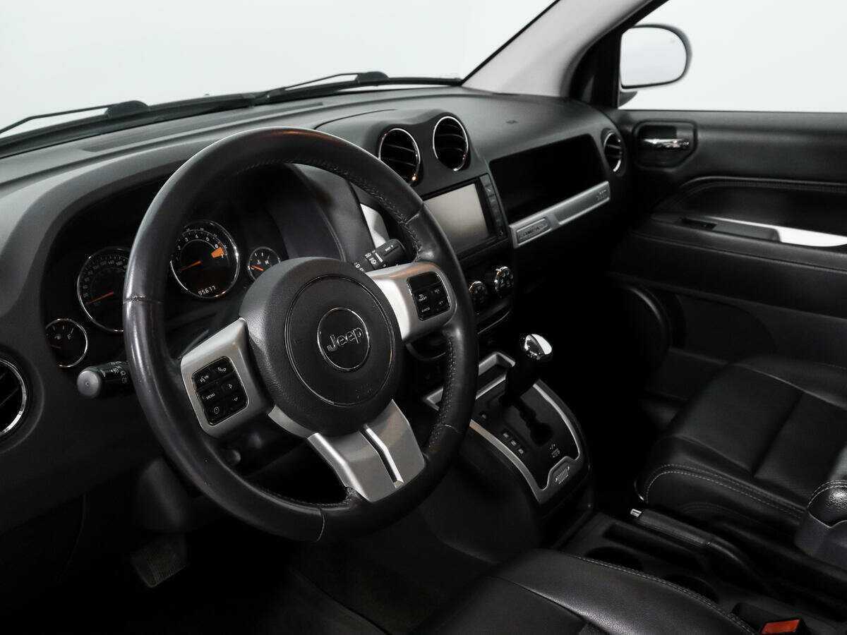 Купить Jeep Compass с пробегом. Фото: #8