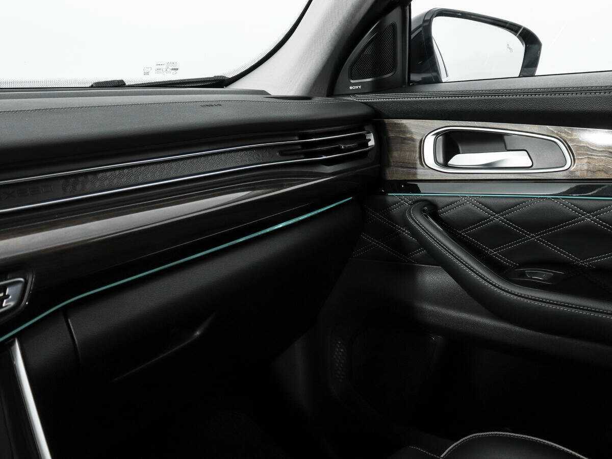 Купить EXEED VX с пробегом. Фото: #19