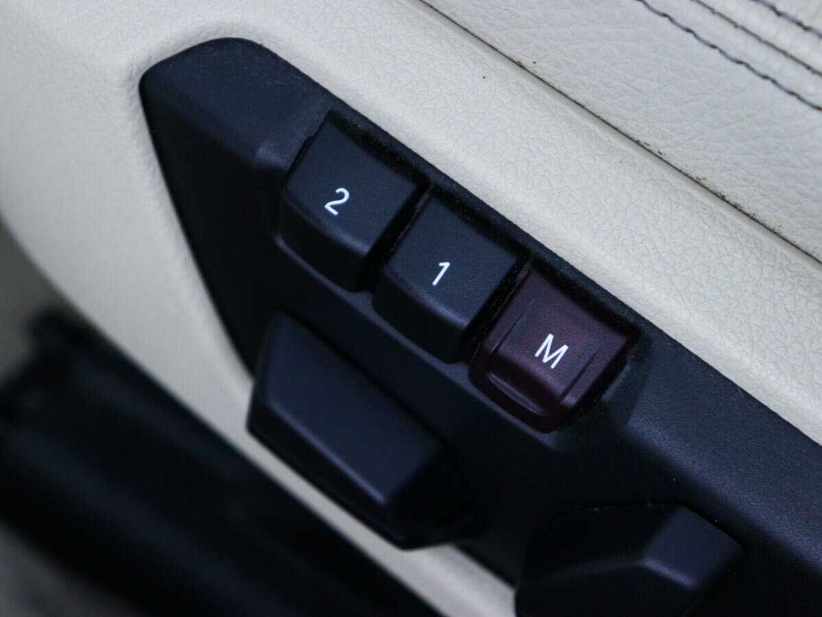 Купить BMW 3 серии с пробегом. Фото: #21