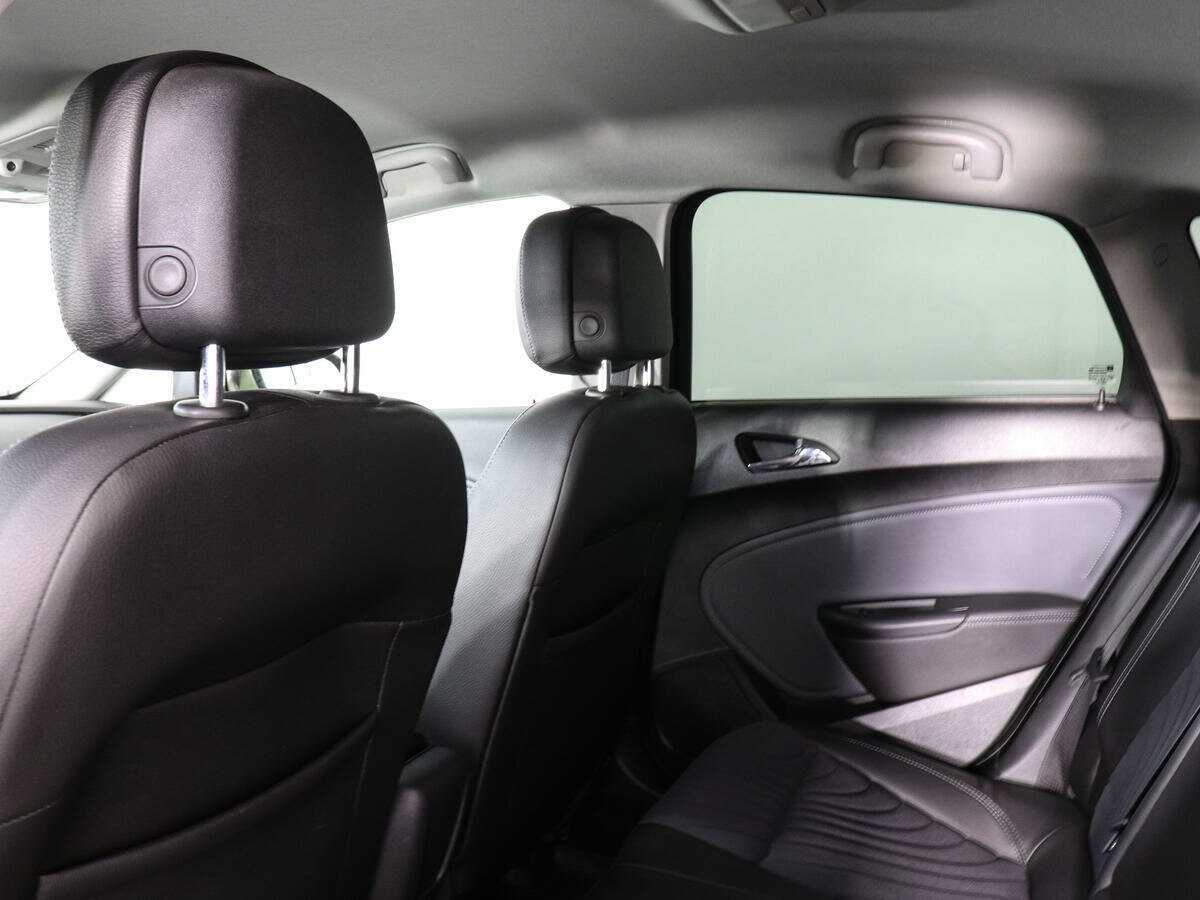 Купить Opel Astra с пробегом. Фото: #7