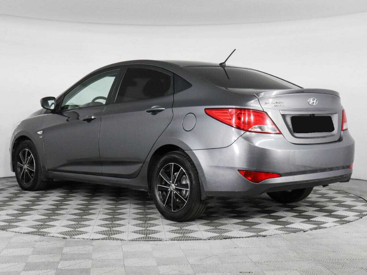 Купить Hyundai Solaris с пробегом. Фото: #6