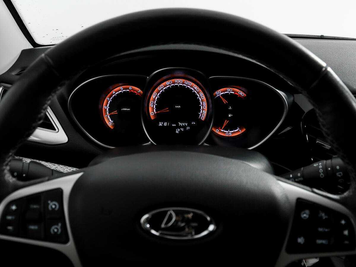 Купить Lada (ВАЗ) Vesta с пробегом. Фото: #15