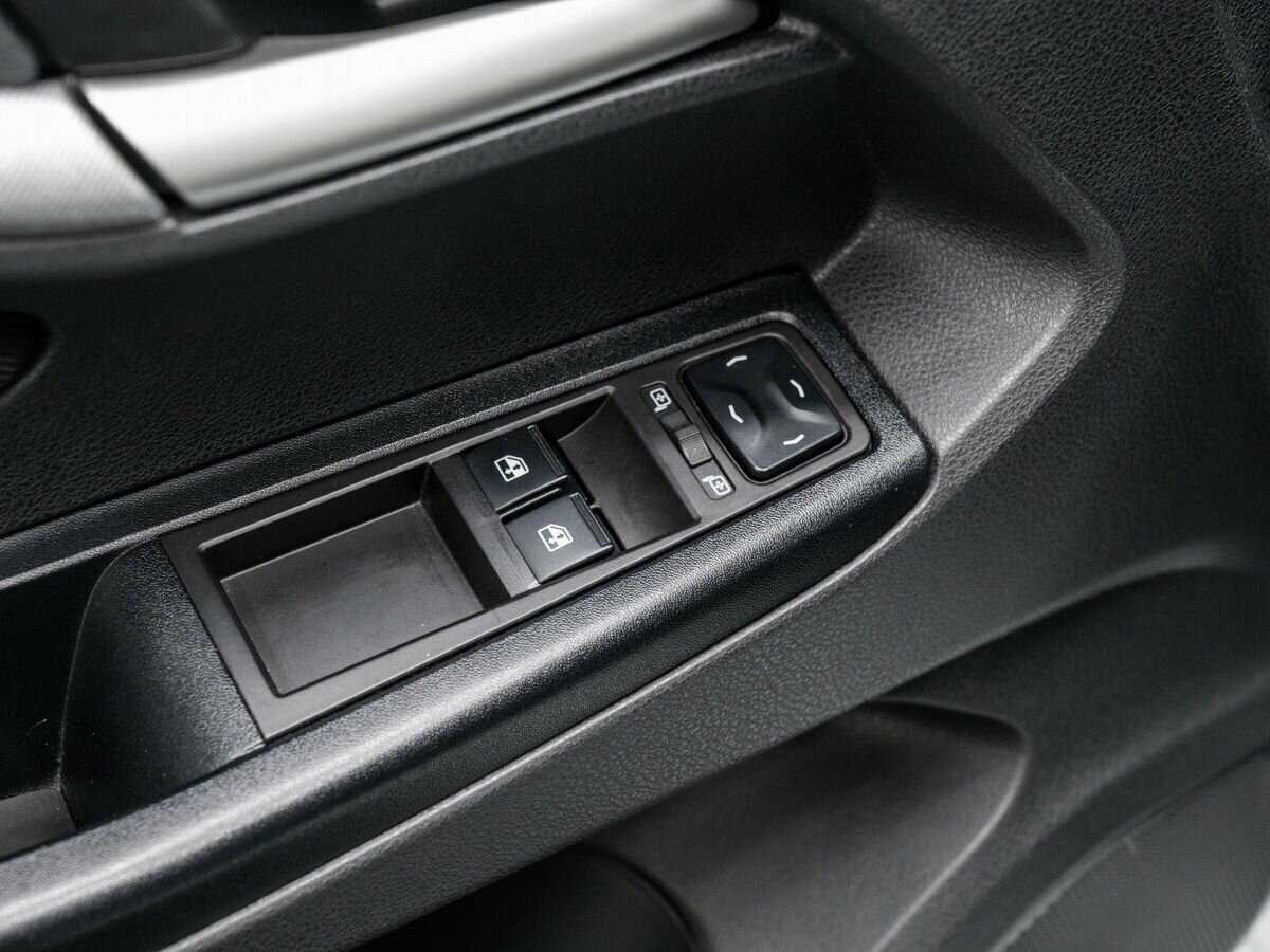 Купить Lada (ВАЗ) Vesta с пробегом. Фото: #14