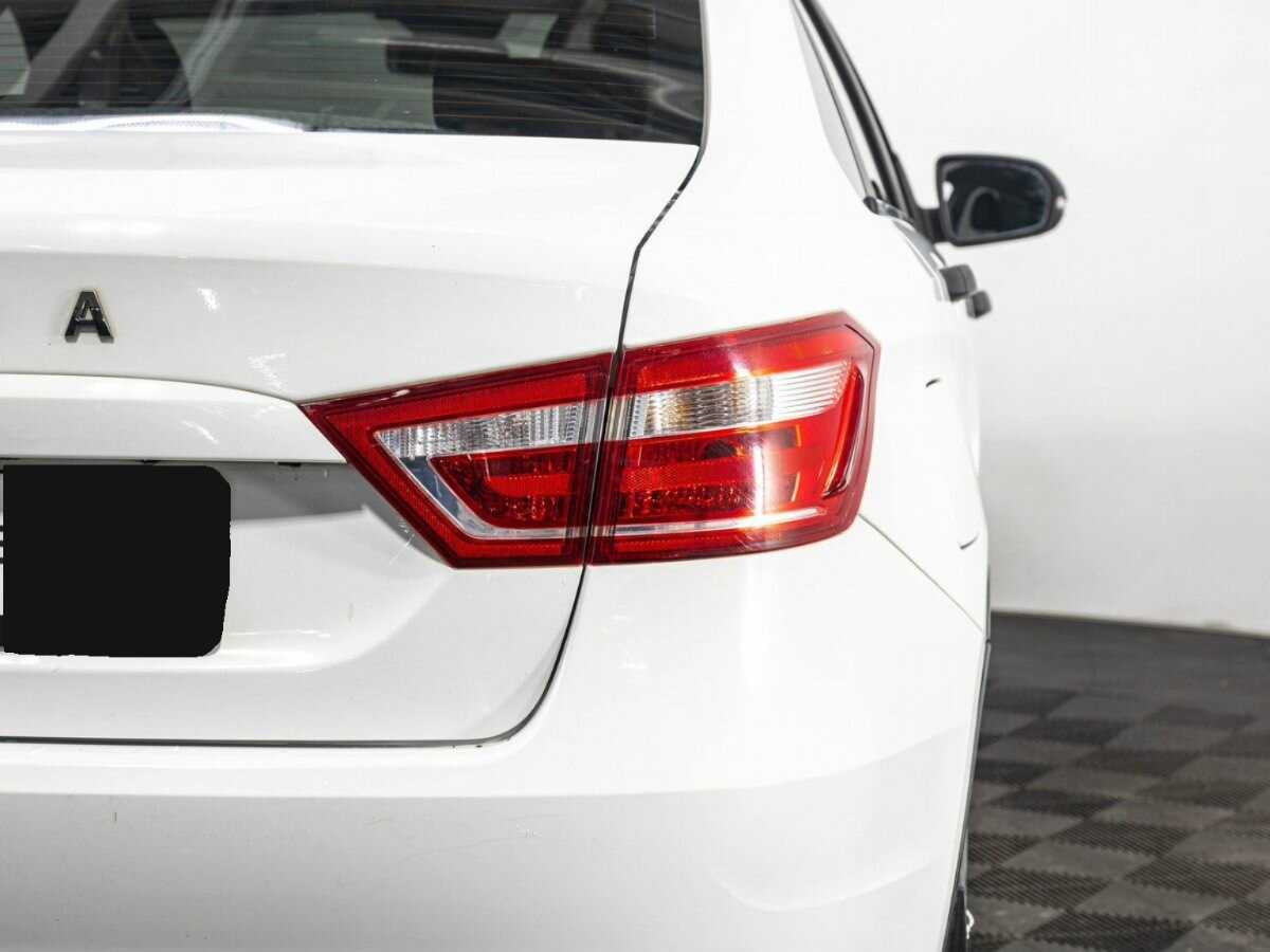 Купить Lada (ВАЗ) Vesta с пробегом. Фото: #6