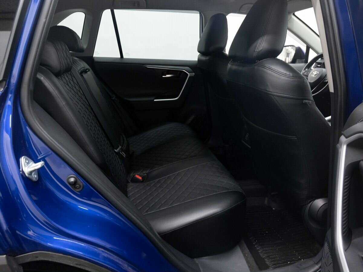 Купить Toyota RAV4 с пробегом. Фото: #10