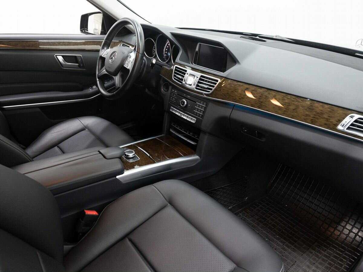 Купить Mercedes-Benz E-Класс с пробегом. Фото: #12