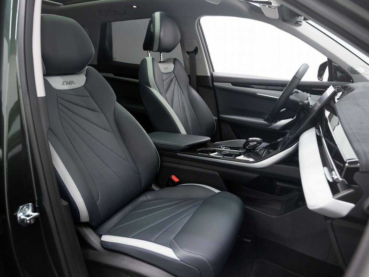 Купить Geely Atlas с пробегом. Фото: #13