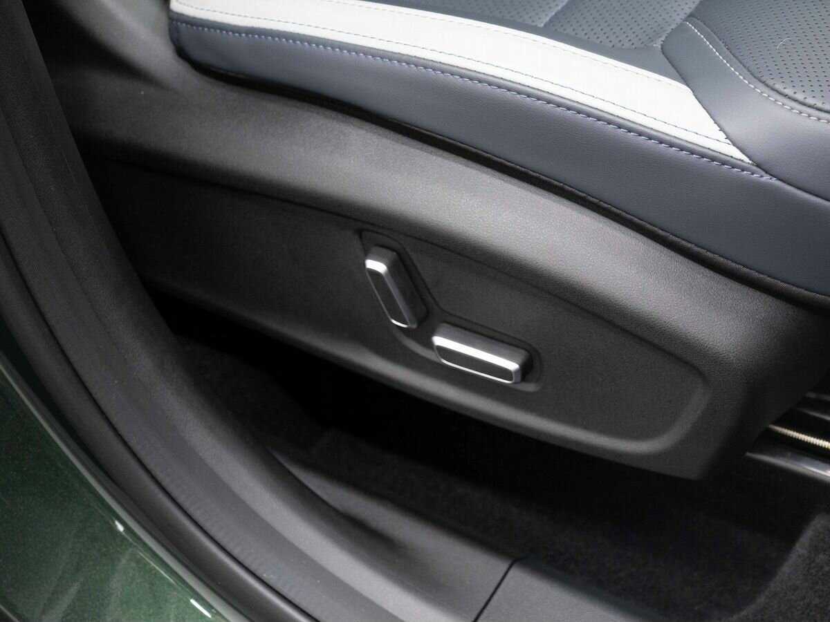 Купить Geely Atlas с пробегом. Фото: #14