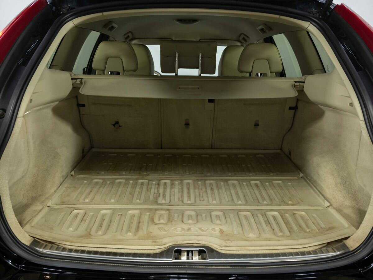 Купить Volvo XC60 с пробегом. Фото: #23