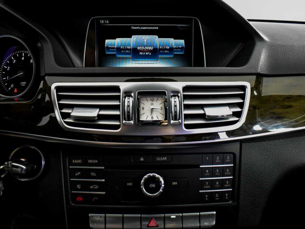 Купить Mercedes-Benz E-Класс с пробегом. Фото: #15