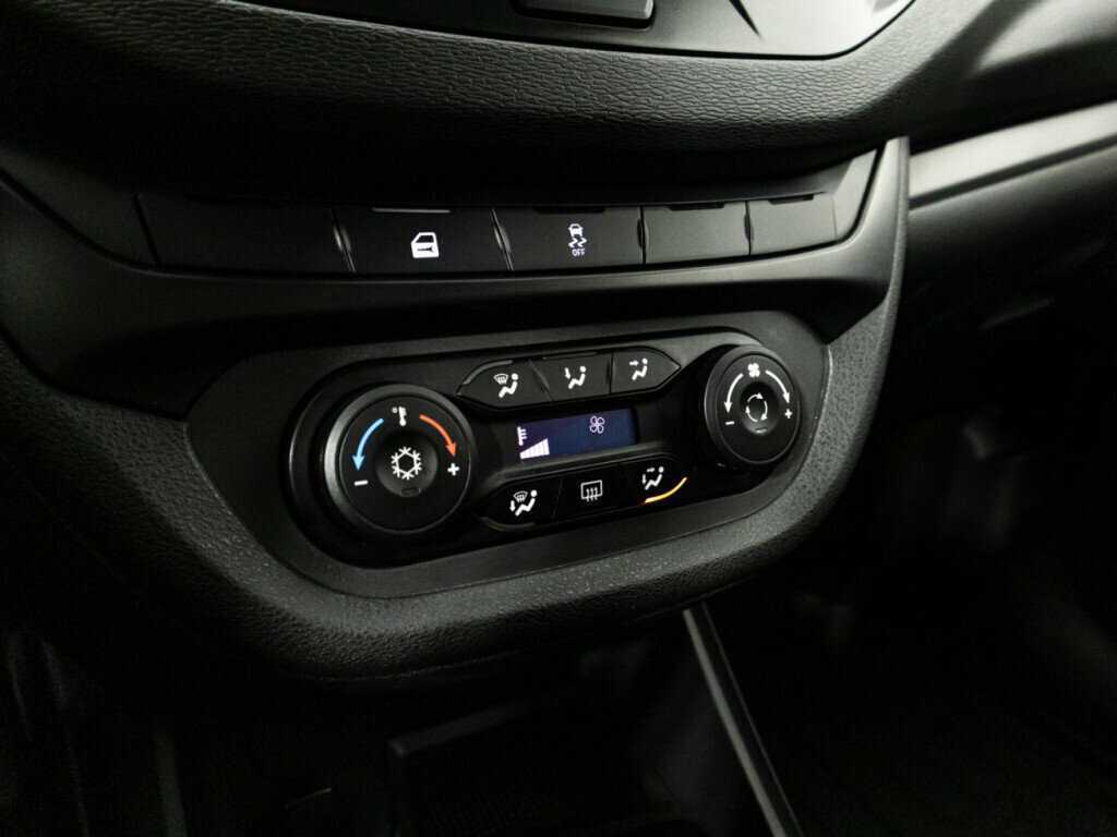 Купить Lada (ВАЗ) Vesta с пробегом. Фото: #16