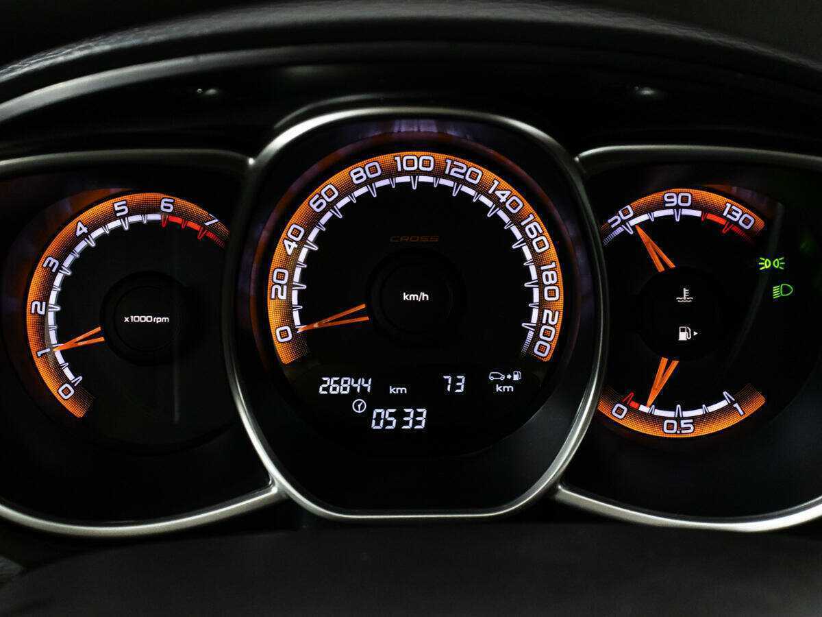 Купить Lada (ВАЗ) Vesta с пробегом. Фото: #10