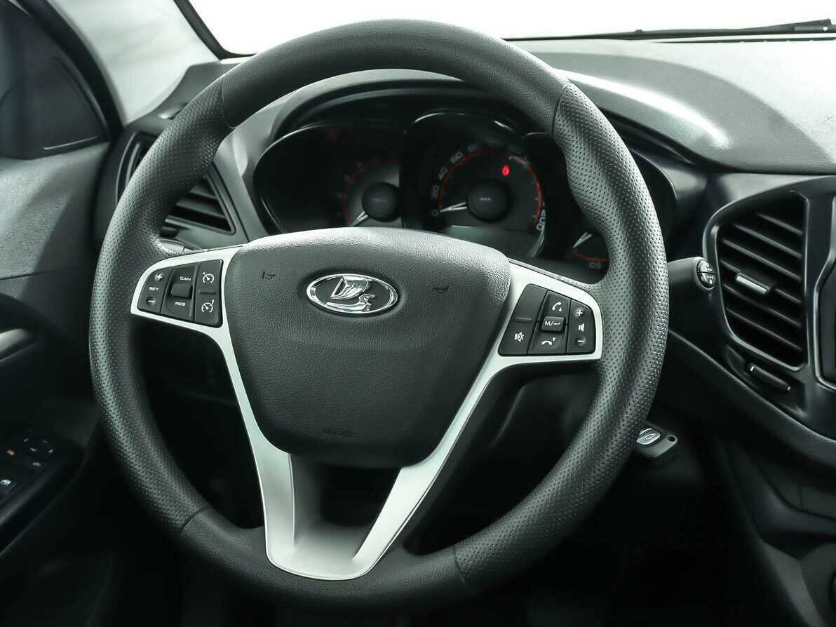 Купить Lada (ВАЗ) Vesta с пробегом. Фото: #10