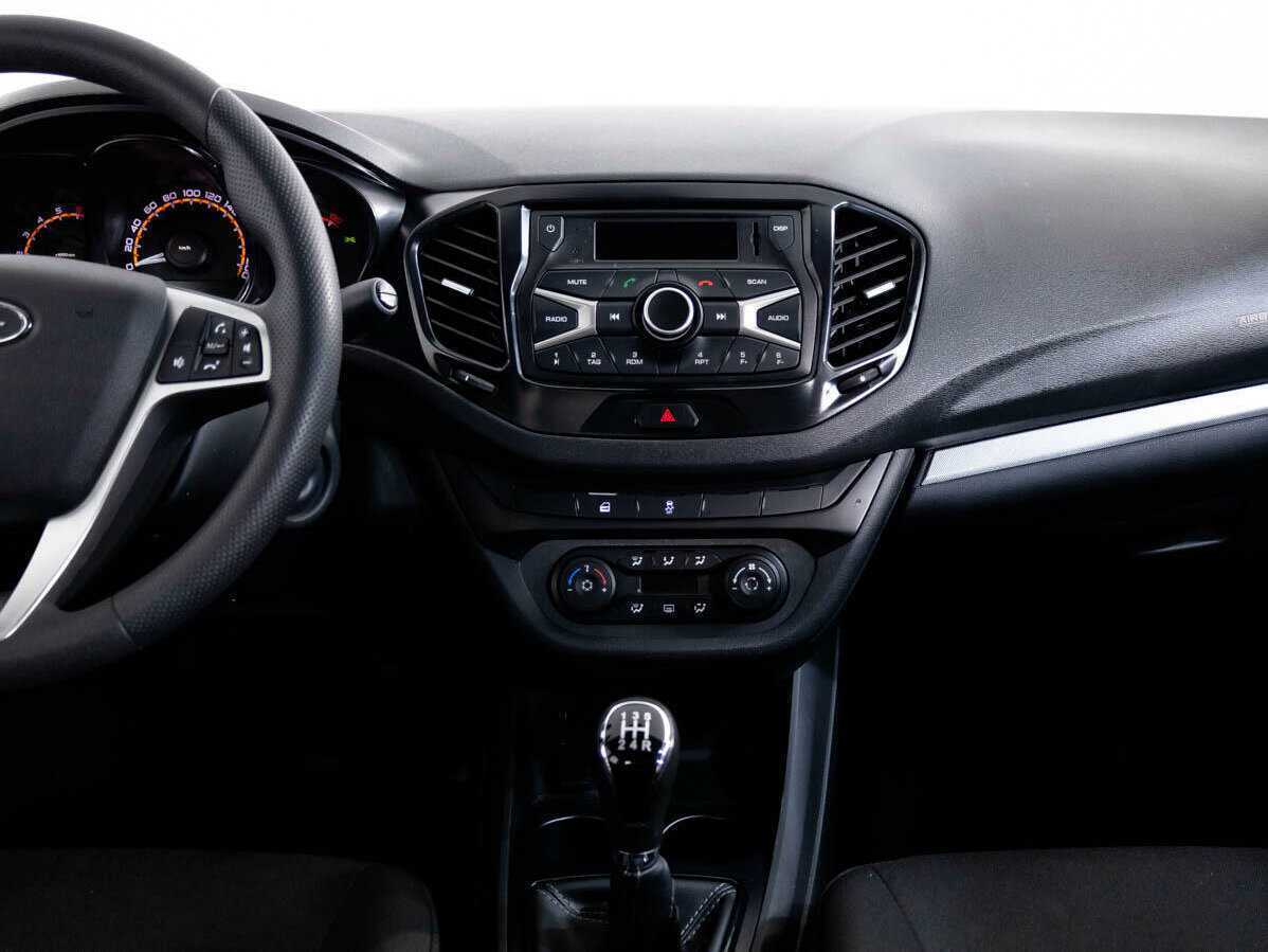 Купить Lada (ВАЗ) Vesta с пробегом. Фото: #12