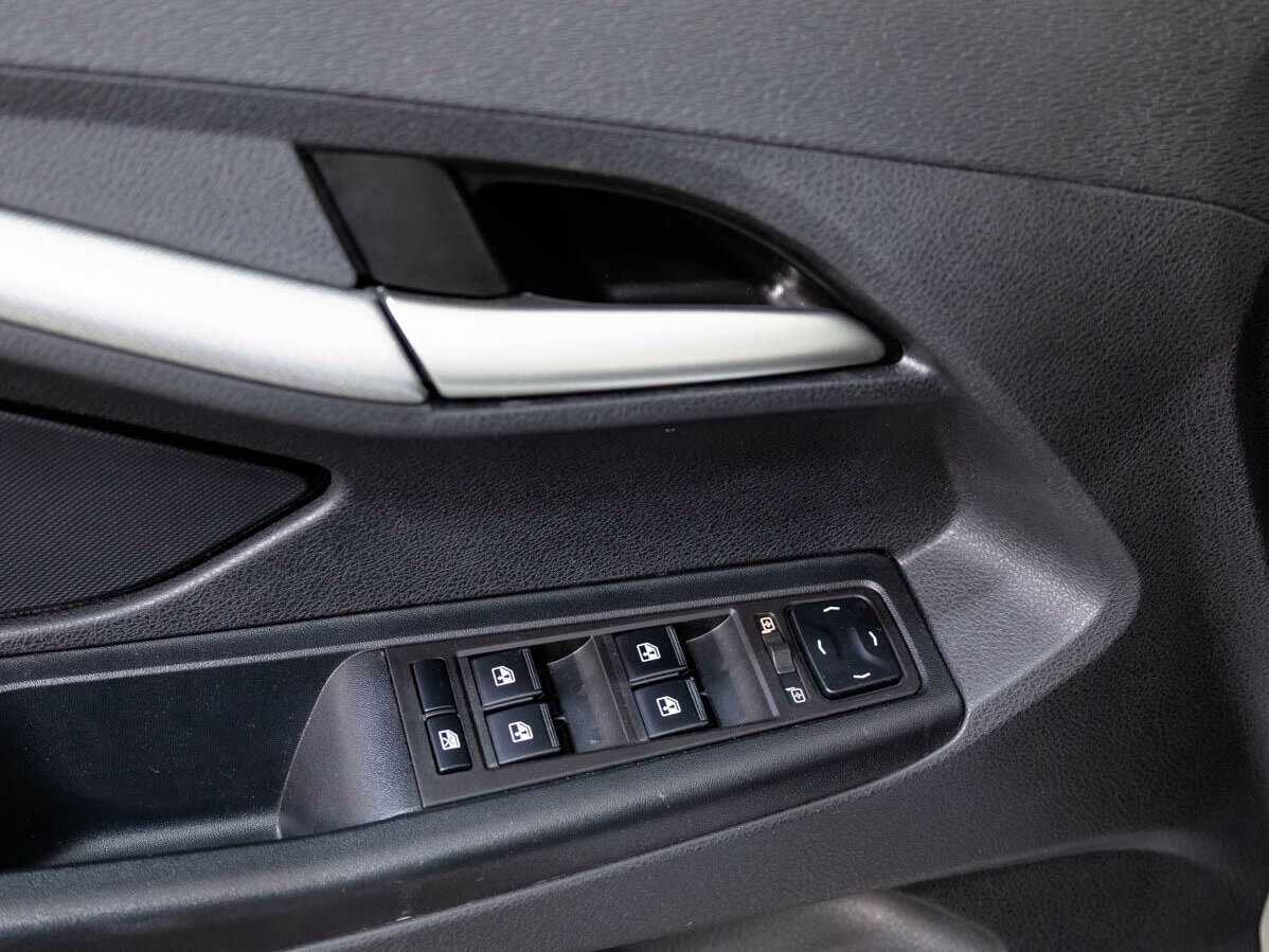 Купить Lada (ВАЗ) Vesta с пробегом. Фото: #15