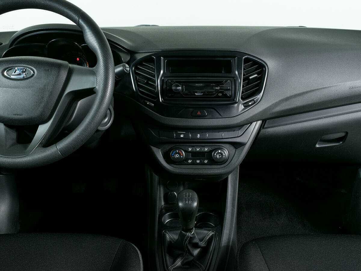 Купить Lada (ВАЗ) Vesta с пробегом. Фото: #9