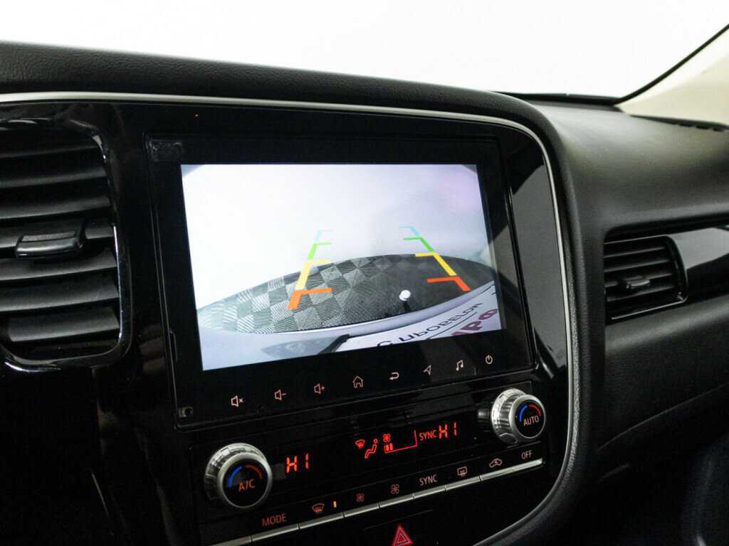 Купить Mitsubishi Outlander с пробегом. Фото: #16