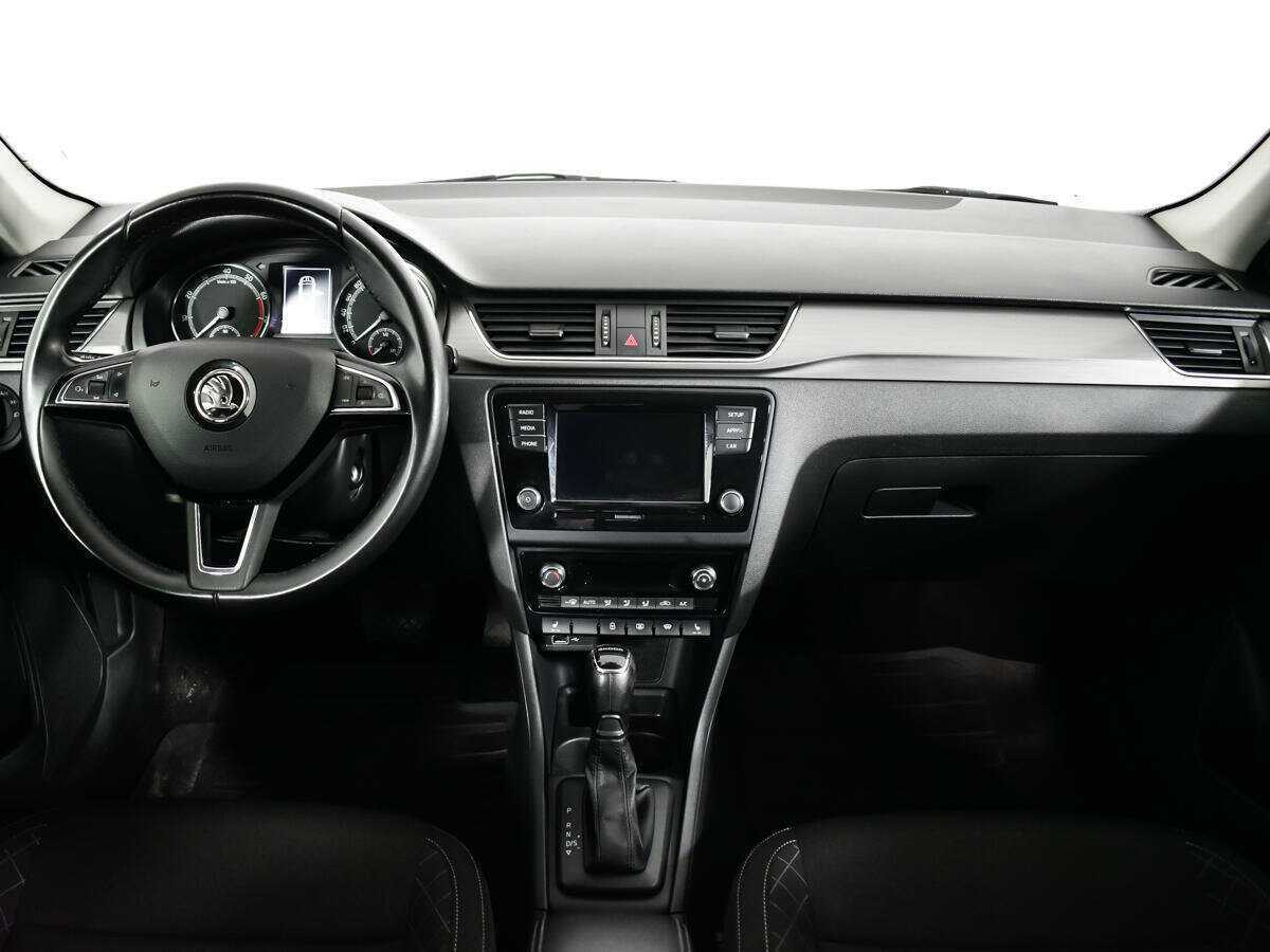 Купить Skoda Rapid с пробегом. Фото: #11