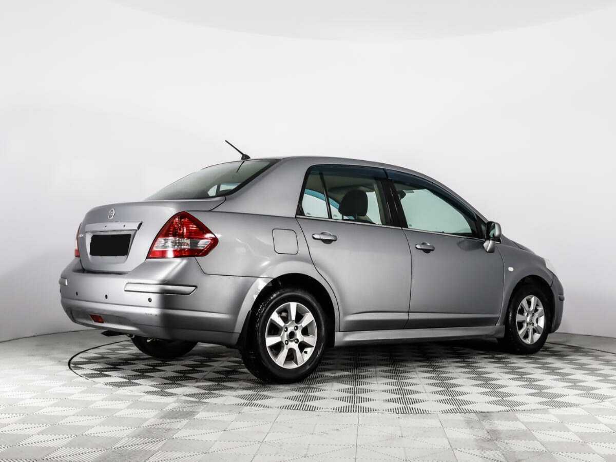 Купить Nissan Tiida с пробегом. Фото: #4
