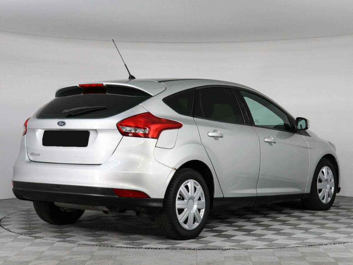Купить Ford Focus с пробегом. Фото: #2