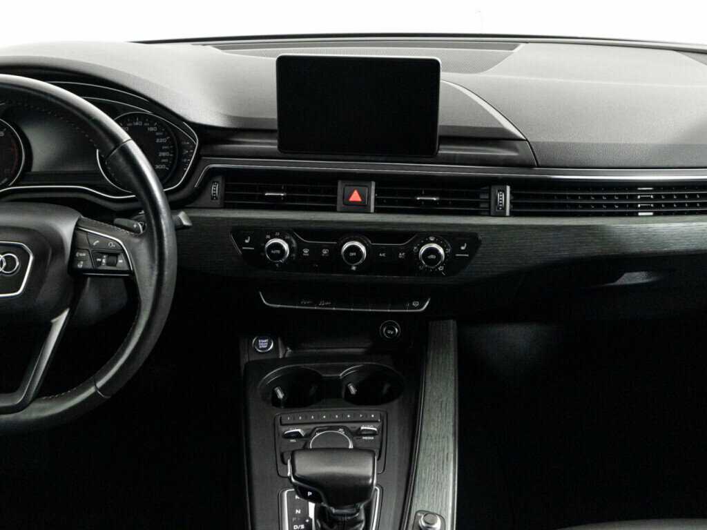 Купить Audi A4 с пробегом. Фото: #13