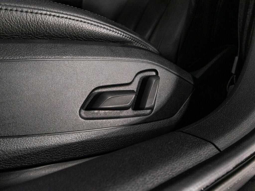 Купить Audi A4 с пробегом. Фото: #19